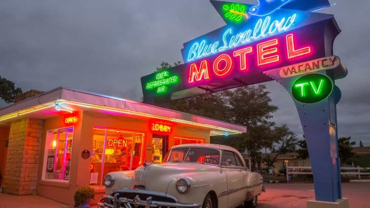 Historic Route 66 Hotels & Motels: Places to Stay Along Route 66