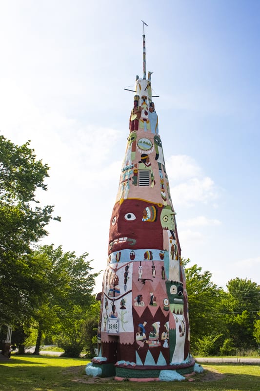 Totem Pole Park near Route 66