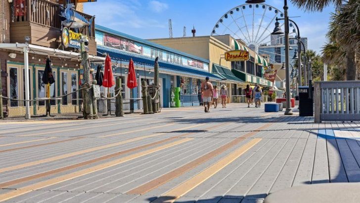 How to Plan a Coastal Getaway Around Comfort, Convenience, and the Experiences You Want